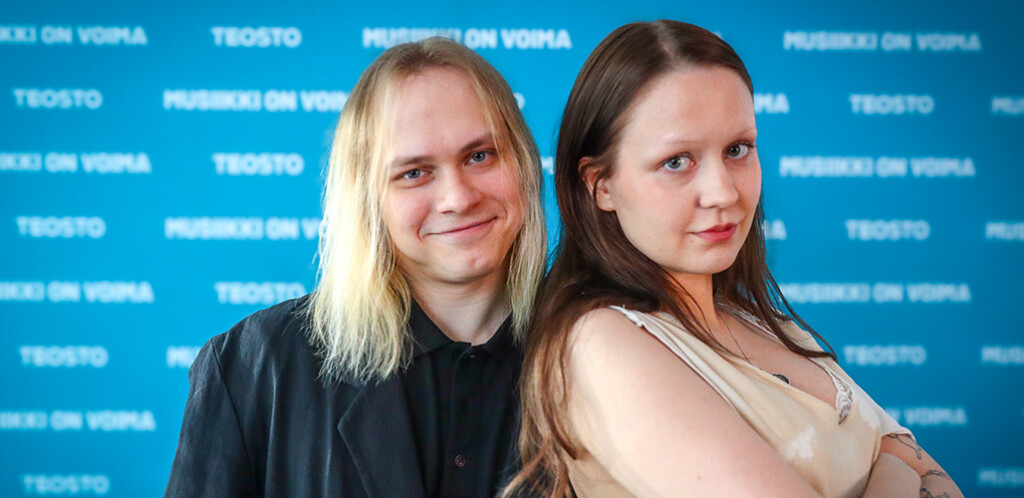 pehmoaino ja topi kilpinen